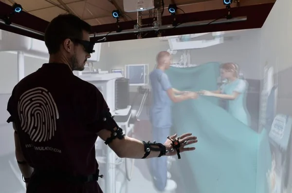 VR技术在医疗领域中该如何应用 (https://ic.work/) 推荐 第1张