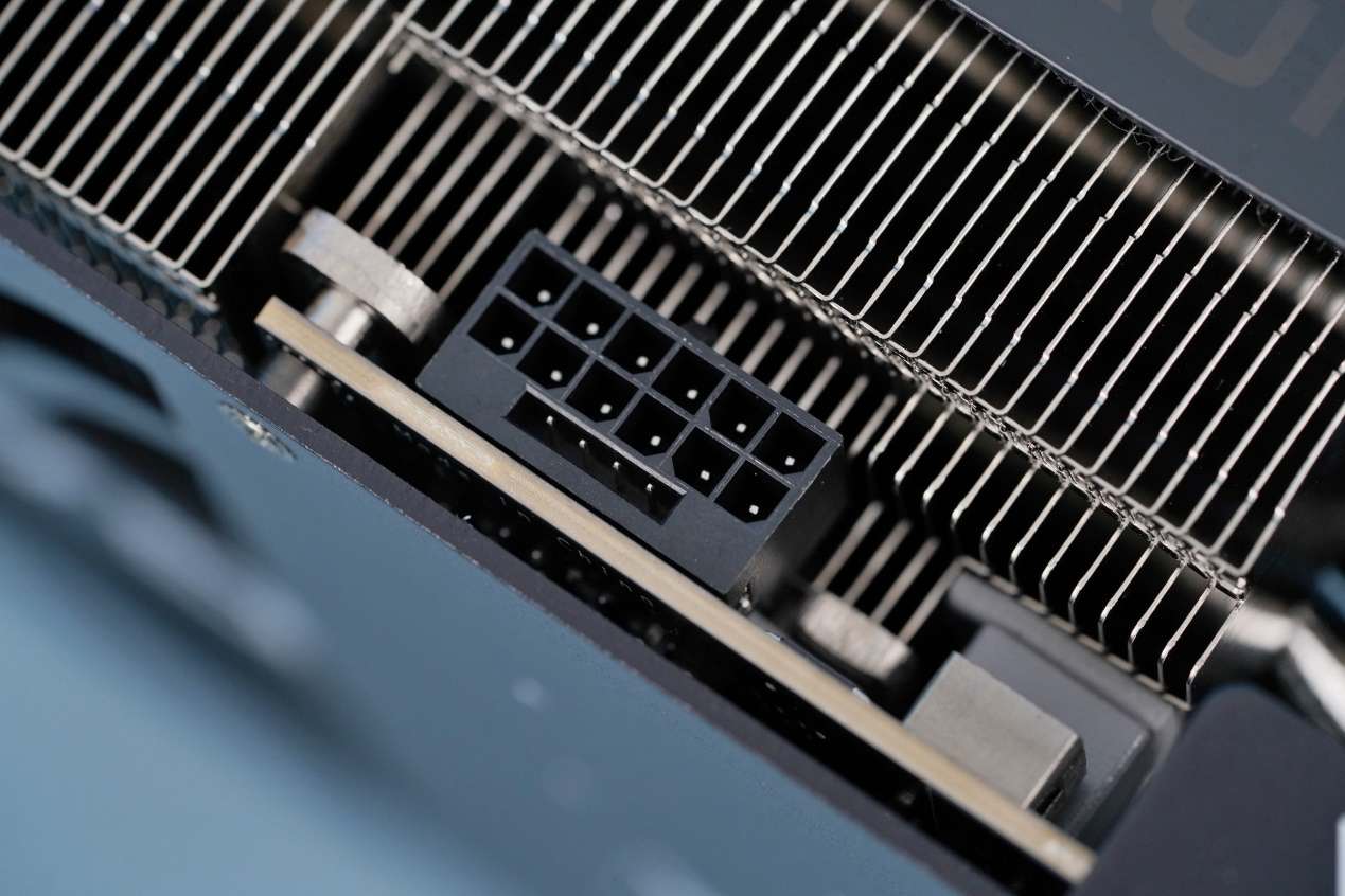 RTX 4090 16针供电接口频频烧毁 微星简单一招完美解决 推荐 第1张-IC梦工场 RTX 4090 16针供电接口频频烧毁 微星简单一招完美解决 (https://ic.work/) 推荐 第1张