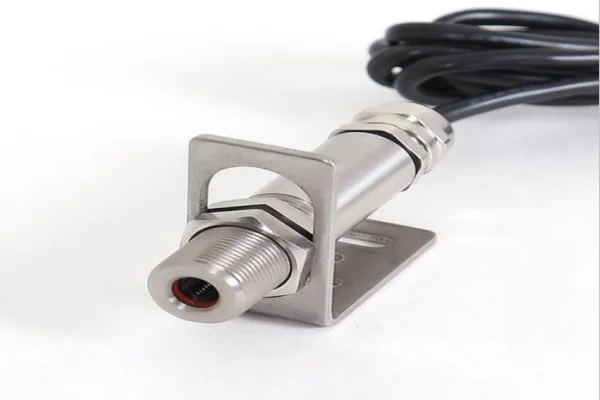 解析红外传感器的工作原理：探索隐秘的红外世界 (https://ic.work/) 推荐 第1张