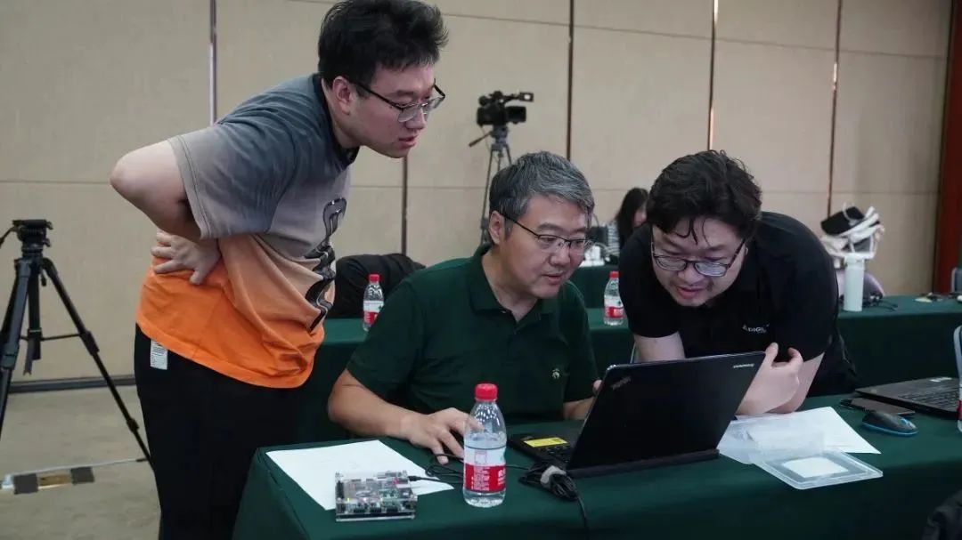 Imagination与浙江大学2023国内RVfpga课程线下Workshop圆满结束 (https://ic.work/) 可编辑器件 第8张