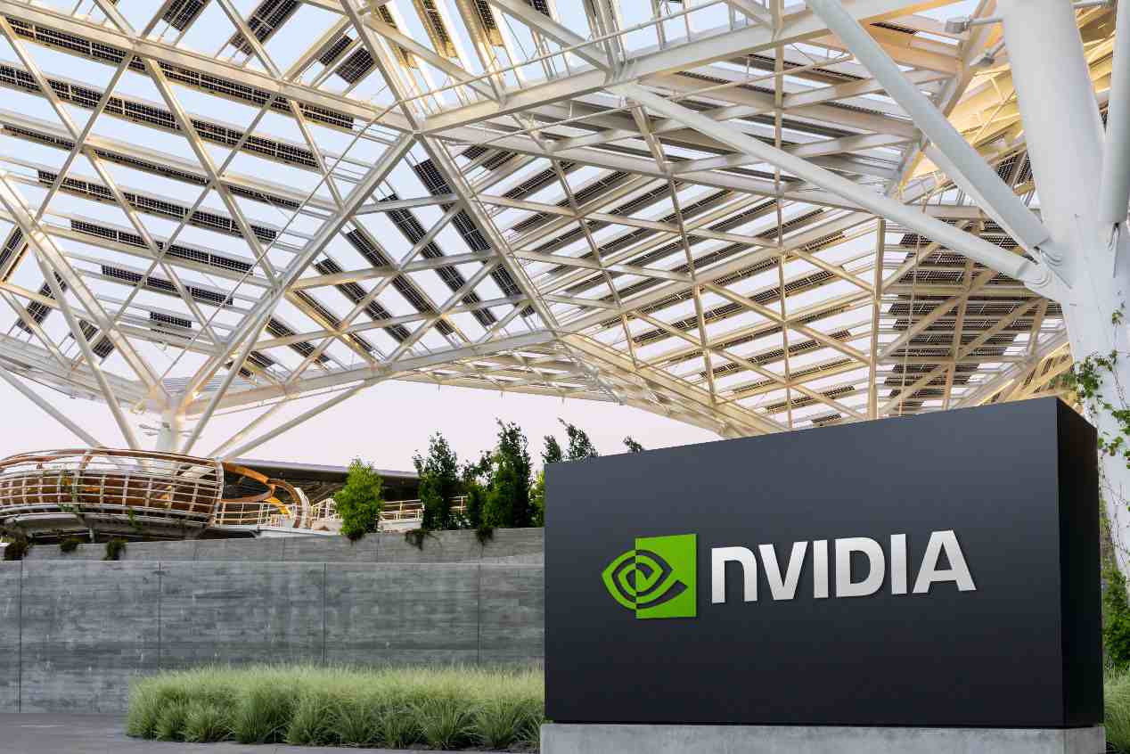 NVIDIA 发布 2024 财年第四季度及全年财务报告 (https://ic.work/) AI 人工智能 第1张