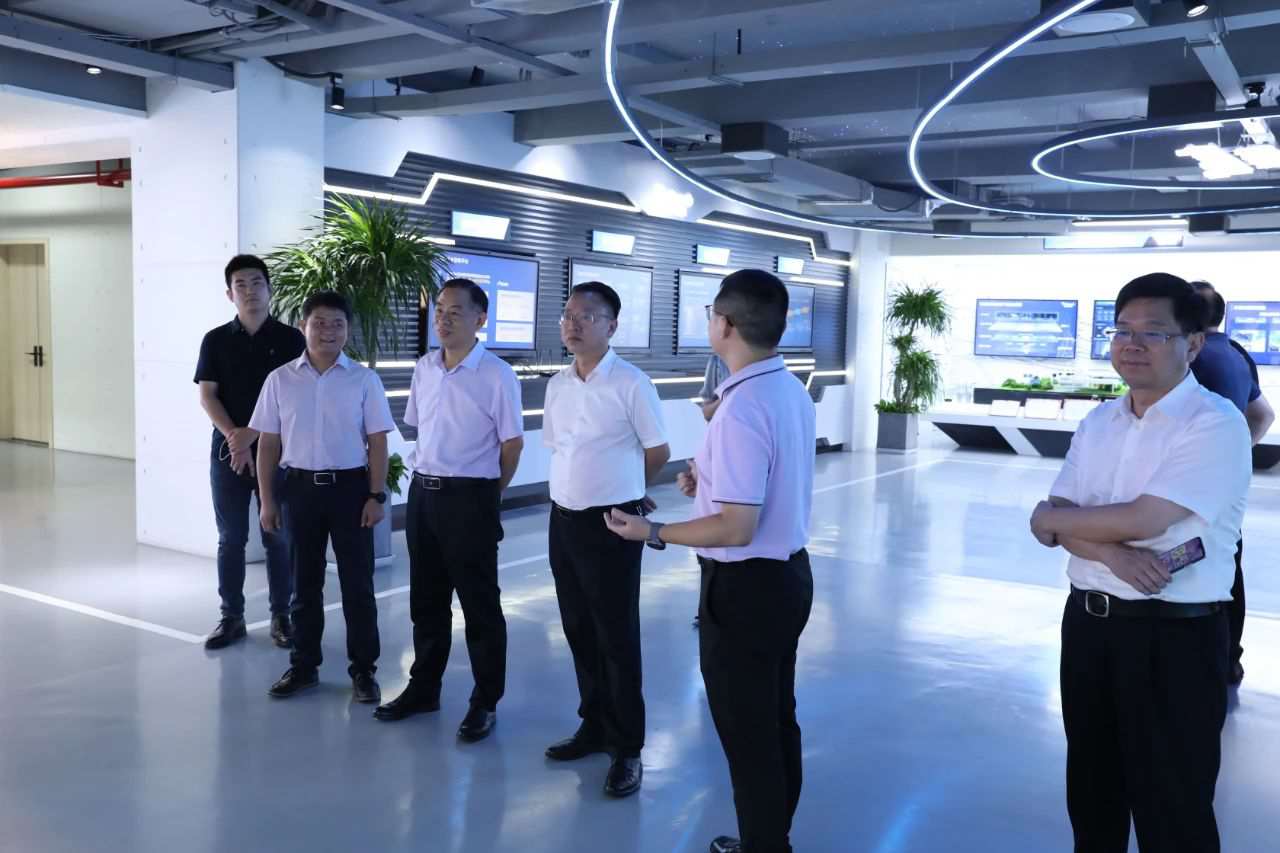 长沙市人社局局长胡春山一行莅临拓维信息考察 (https://ic.work/) 物联网 第4张