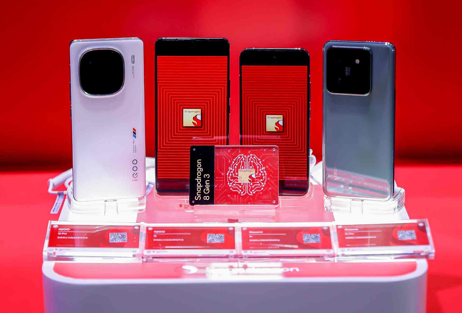 “六赴”进博会！高通和AMD展示最新处理器，见证AI赋能终端新进程 (https://ic.work/) 移动通信 第2张