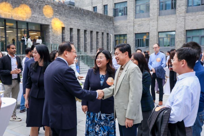 高速光互连芯片厂商“傲科光电”产学研升级，与北京大学共建光电联合实验室 (https://ic.work/) 产业洞察 第2张